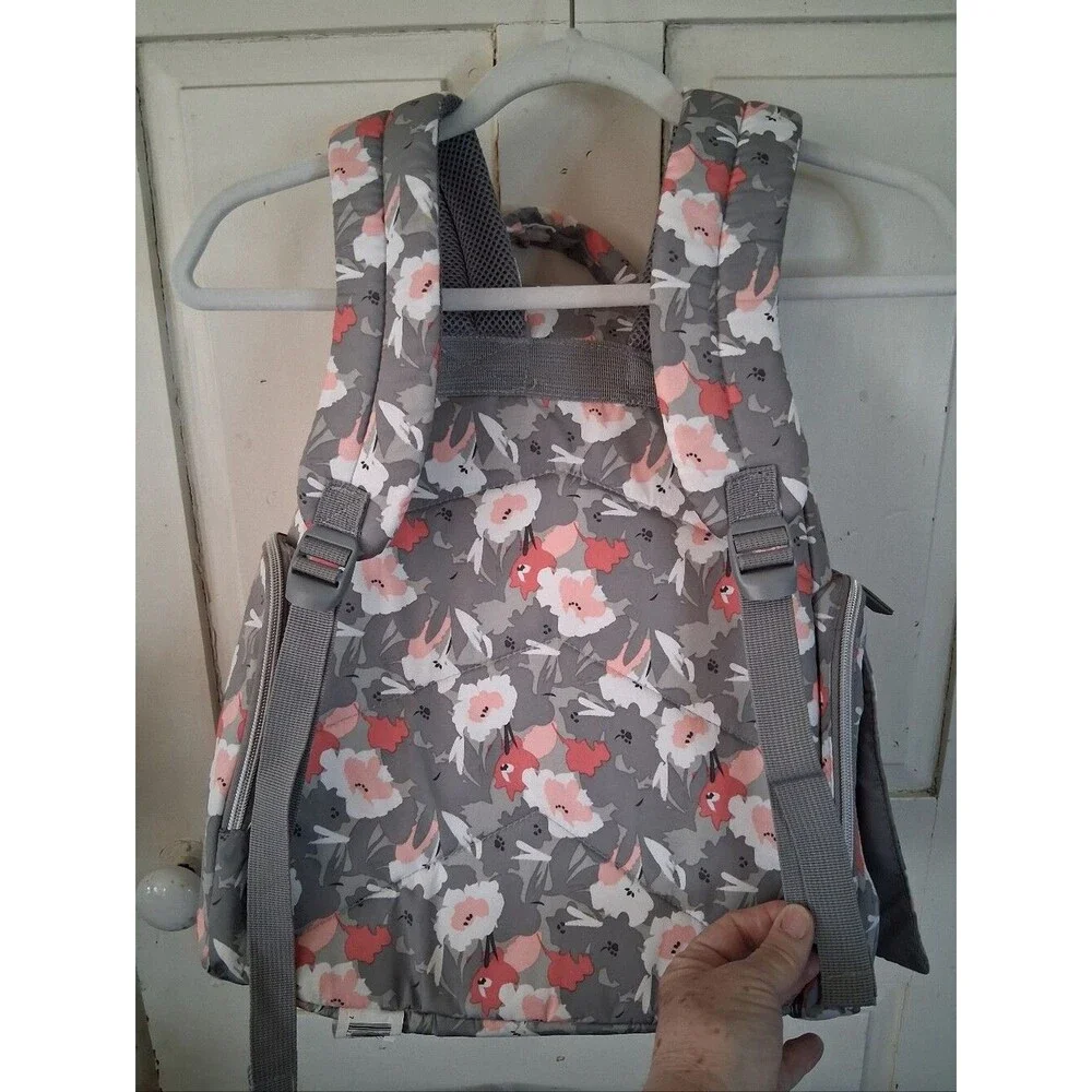 Unbranded gray backpack